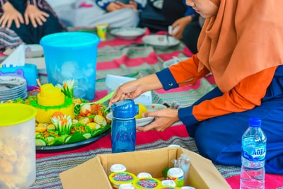 Feeding Hope: Revolutionizing Food Donation for Indian Children